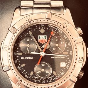 Tag Heuer Professional Chronograph 200 meters